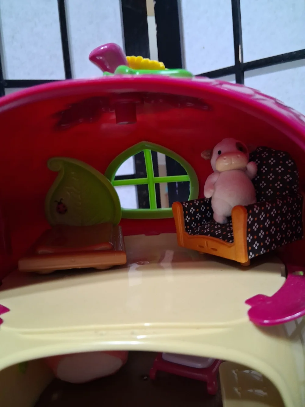Treehouse cute playset
